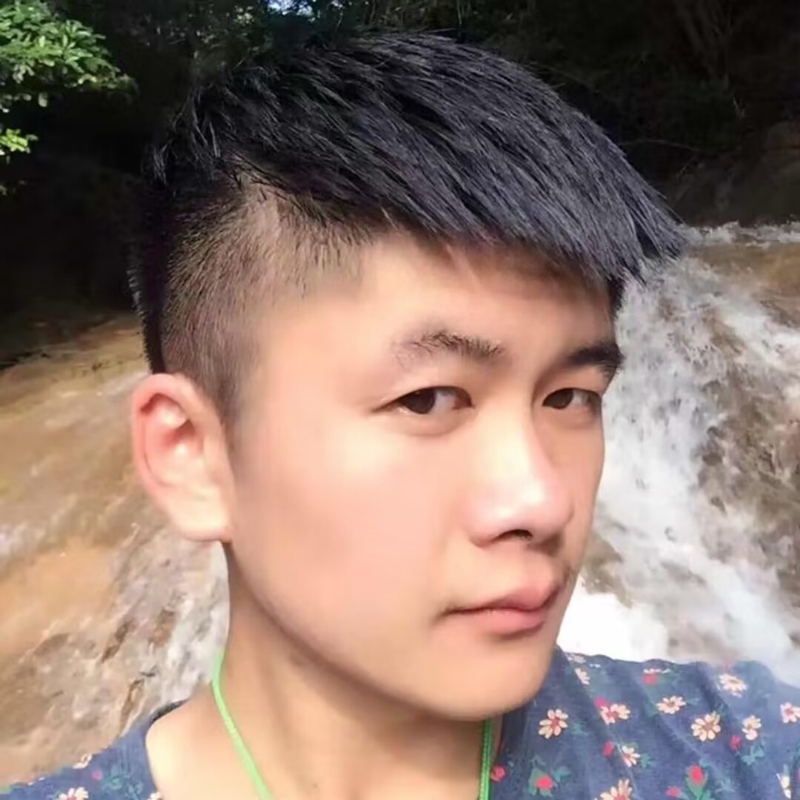 微笑的第一张照片--黄石交友中心